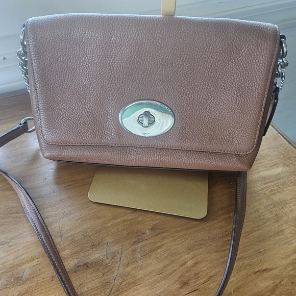 Gorgeous Vintage Coach Crosstown Crossbody Pebbled Leather in Saddle Brown - Picture 1 of 8